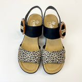 Rieker kiilakorkosandaali leopardi