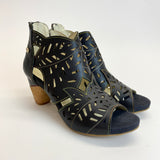 Laura Vita Dorian musta