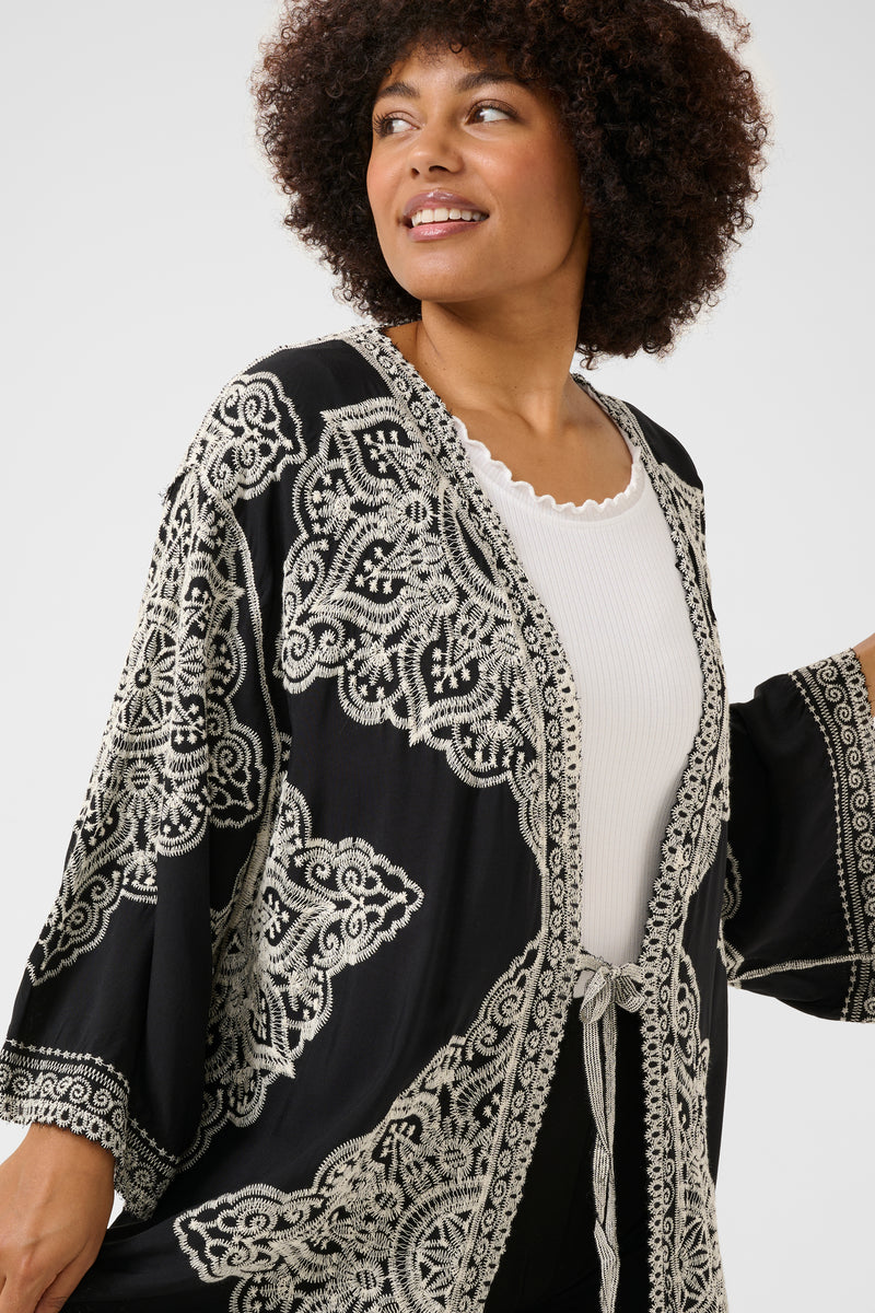 Cream Tyla kimono 11047
