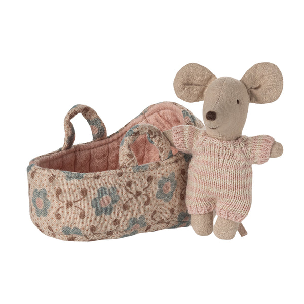 Maileg Baby mouse in carry cot 11780