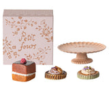Maileg Cake and cakestand, Mini 12753