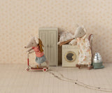 Maileg Kick board - Mouse, red 12755