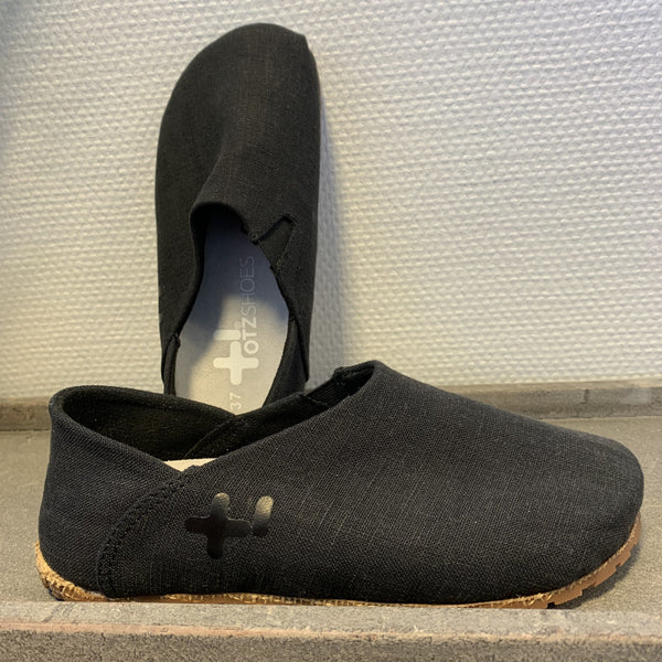 Otz pellava black
